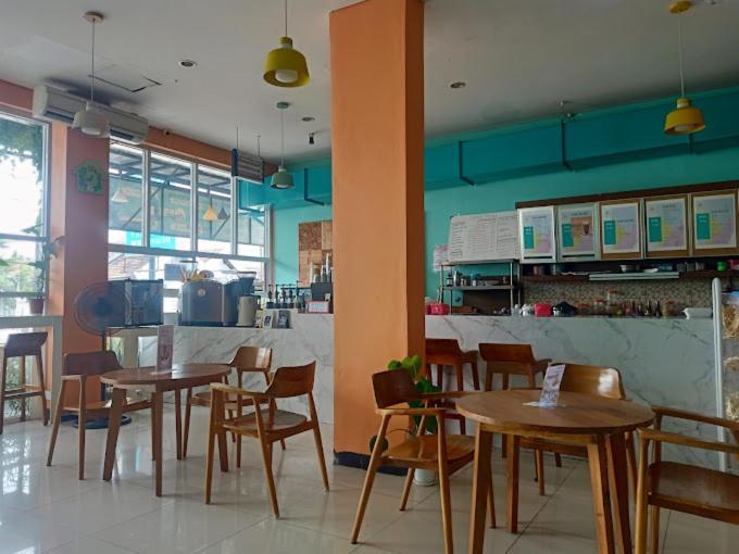 Dekost Madiun Otel Dış mekan fotoğraf